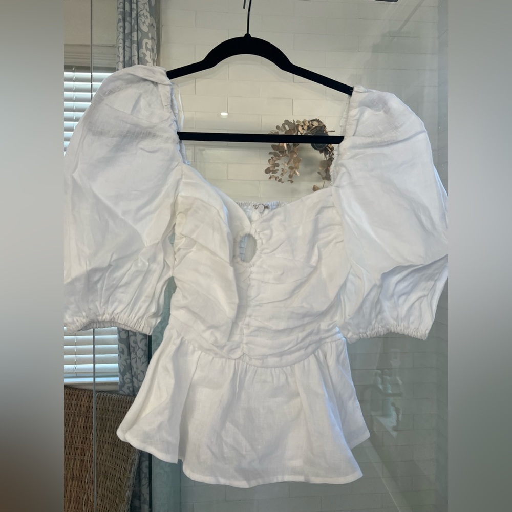 Dissh linen peplum top
